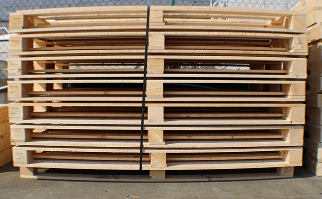 Bancali e palltes in legno